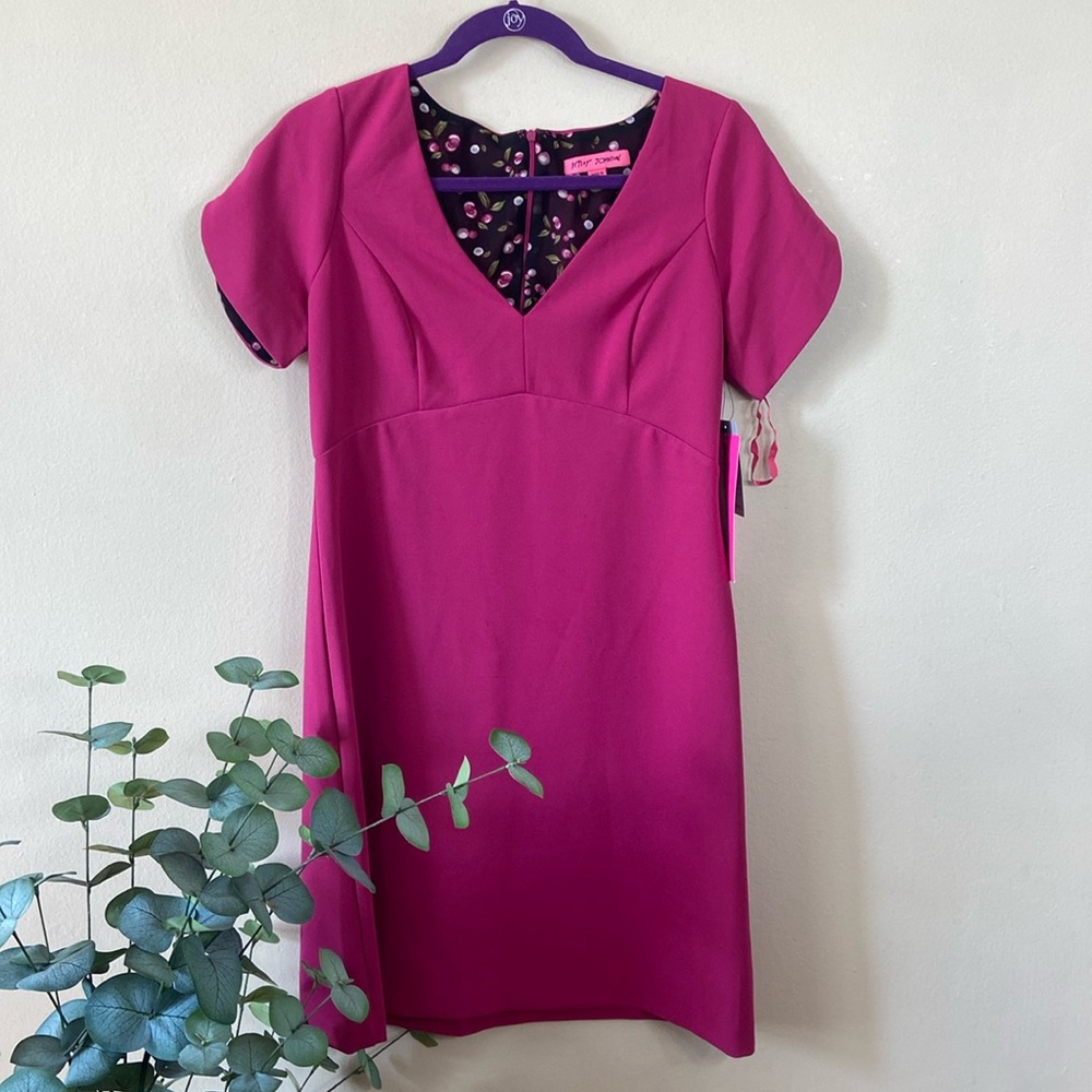 Betsey Johnson Pink Crepe Dress V Neck Short Sleeve Fit Flare Mini NWT 6 Party